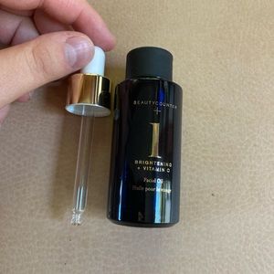 Beautycounter Brightening + Vitamin C Facial Oil, 0.67 fl oz, NEW without box